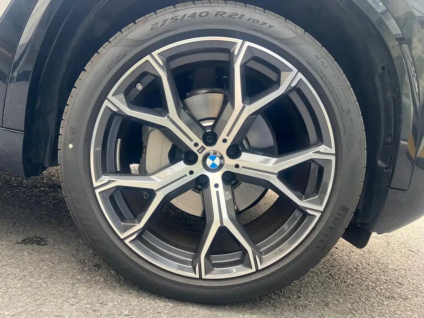 BMW X5 2023 xDrive 30Li Luxury M Sport Package — миниатюра 16