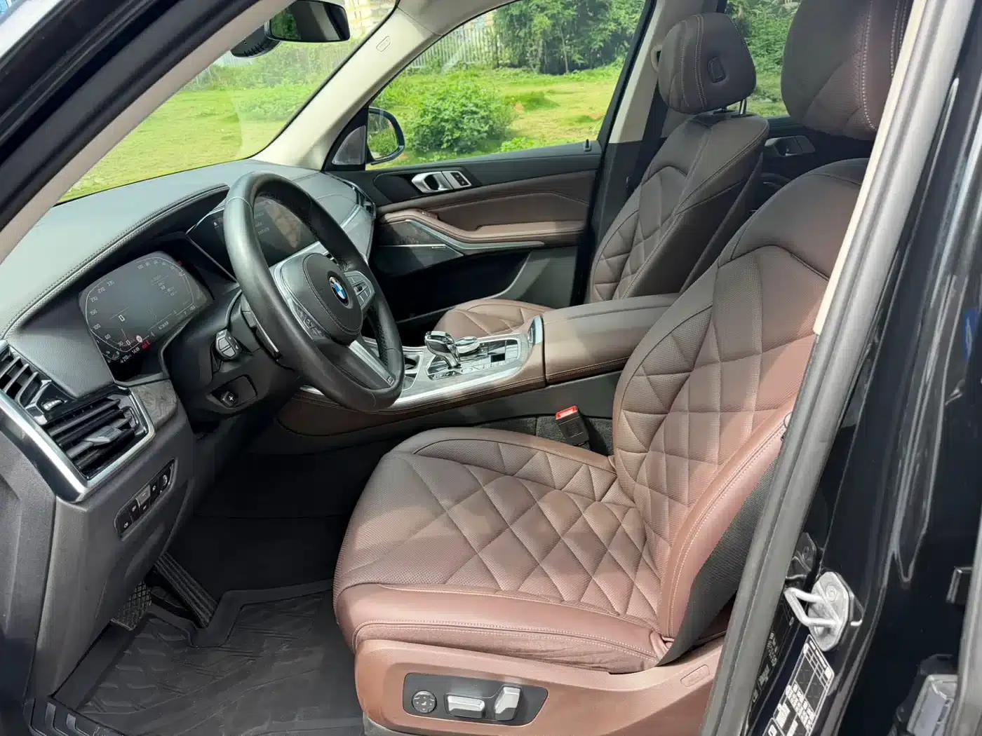 BMW X5 2022 xDrive 30Li Luxury M Sport Package — миниатюра 8