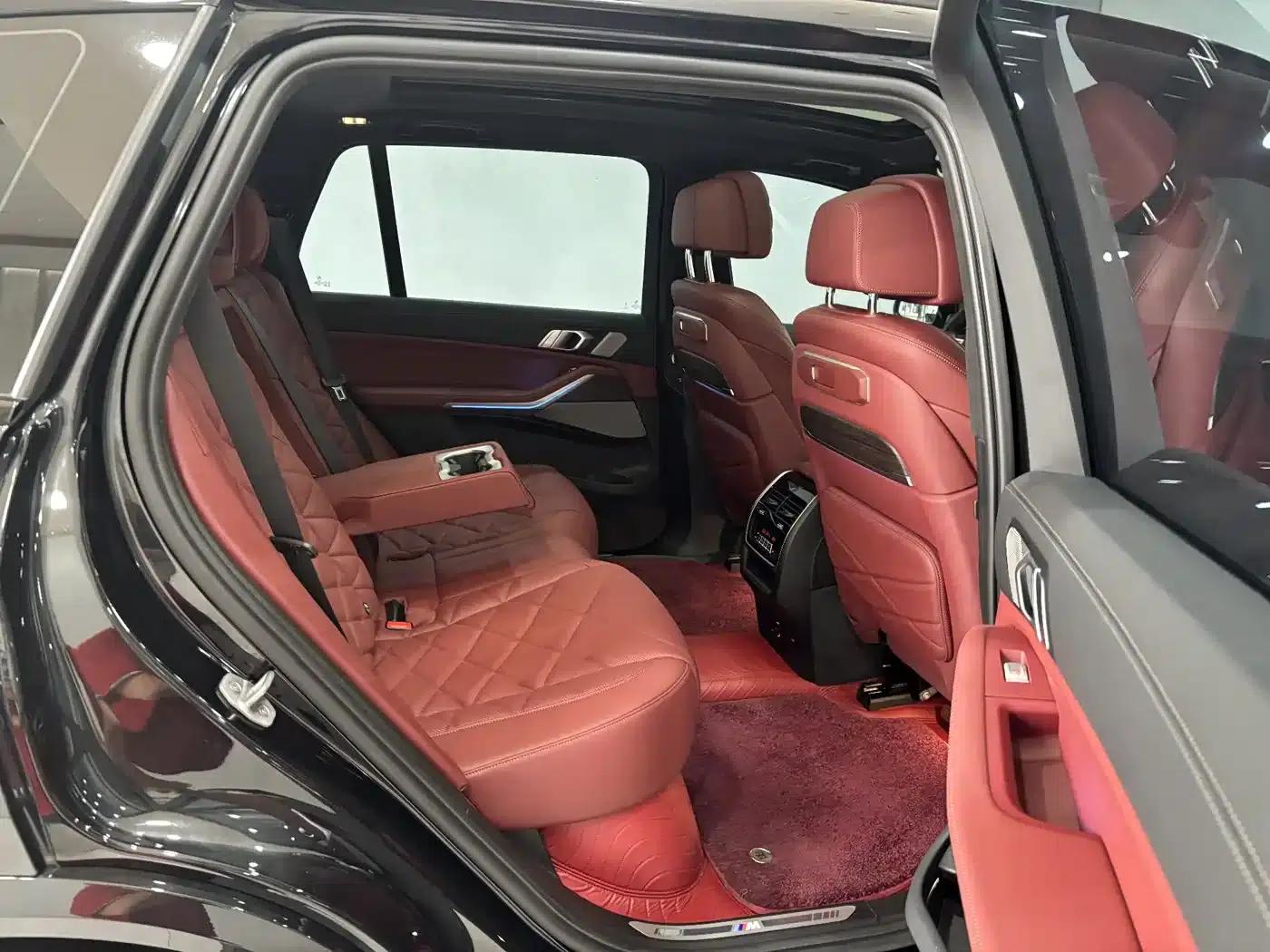 BMW X5 2025 xDrive 40Li M Sport Shadow Edition — миниатюра 26