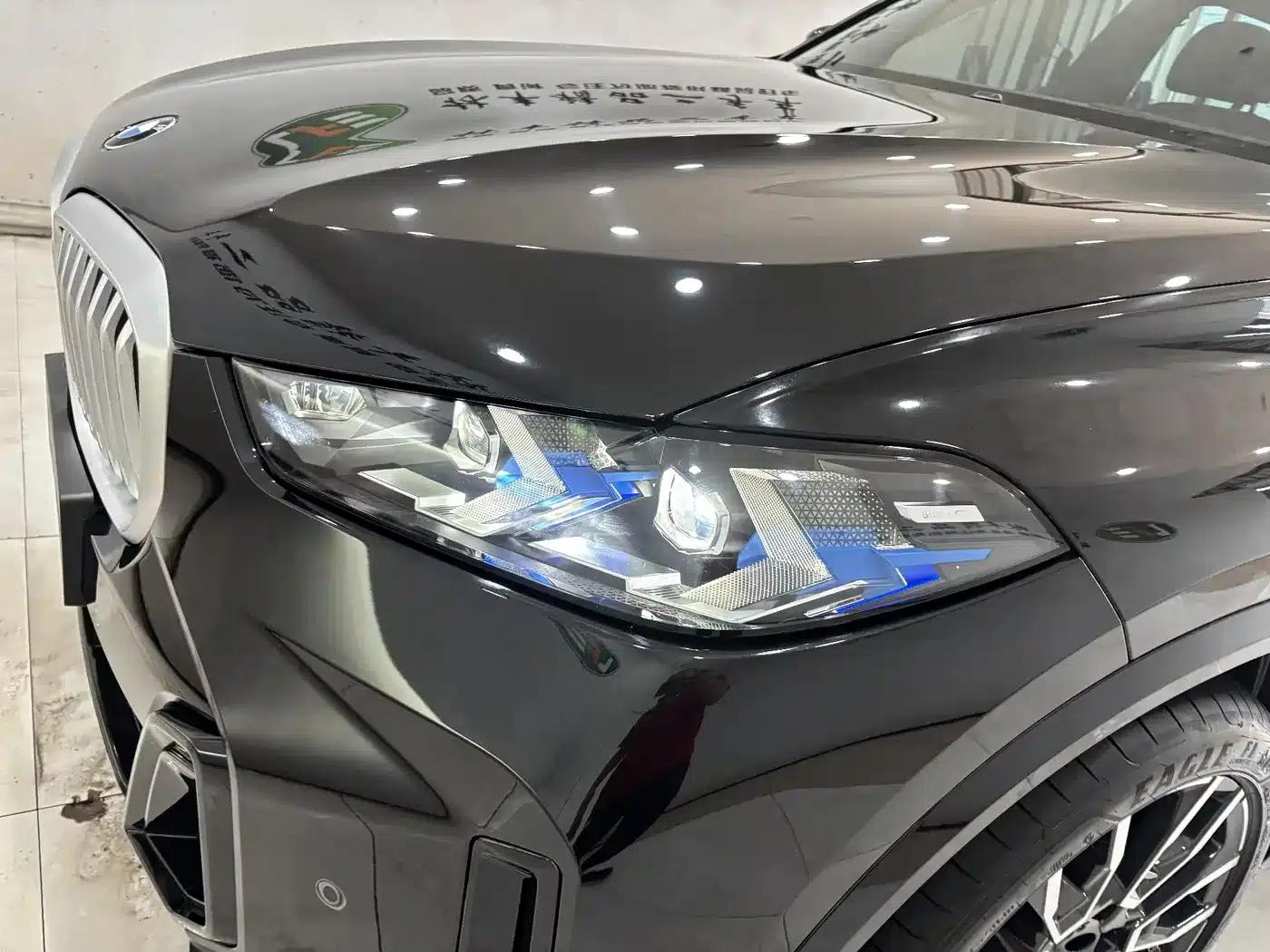 BMW X5 2025 xDrive 40Li M Sport Shadow Edition — миниатюра 9
