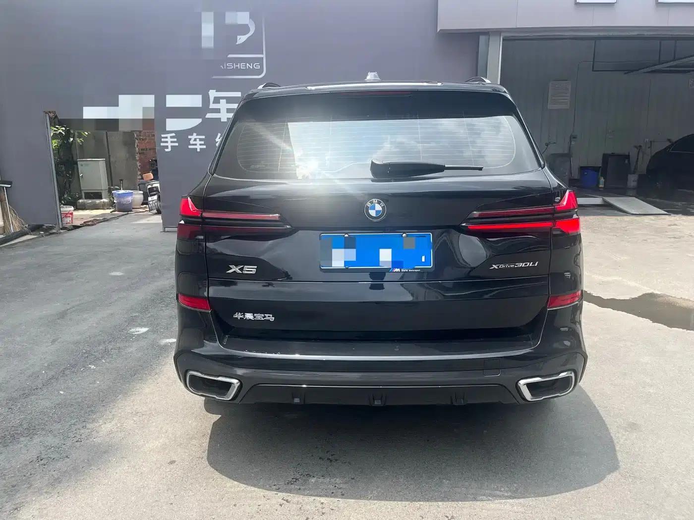 BMW X5 2023 xDrive 30Li M Sport Package — миниатюра 9