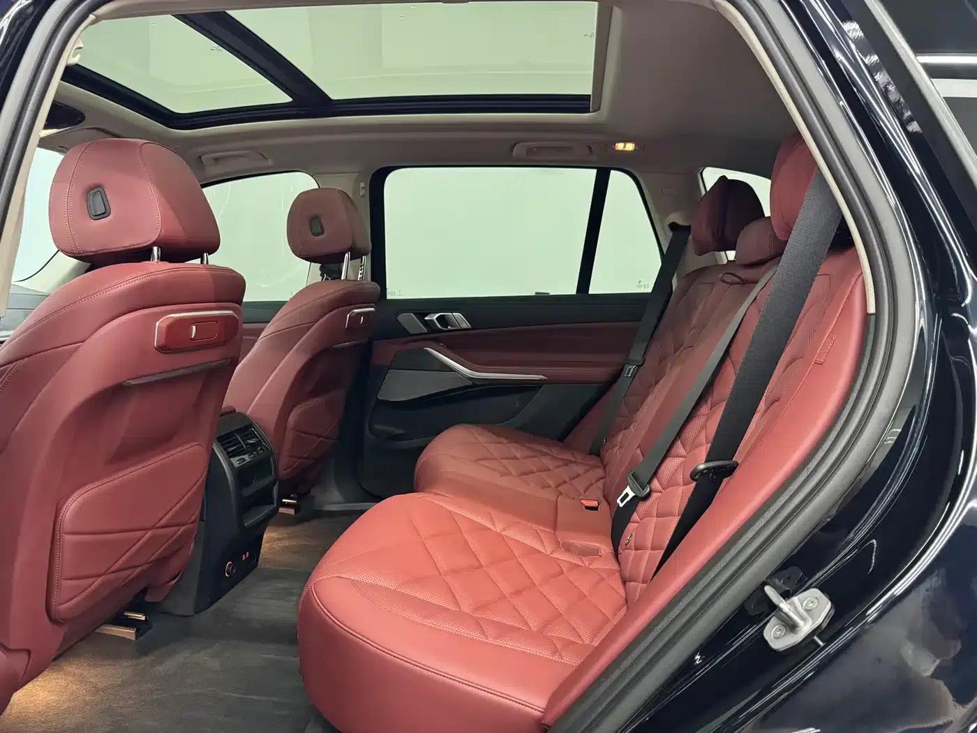 BMW X5 2023 xDrive 30Li M Sport Shadow Edition — миниатюра 6