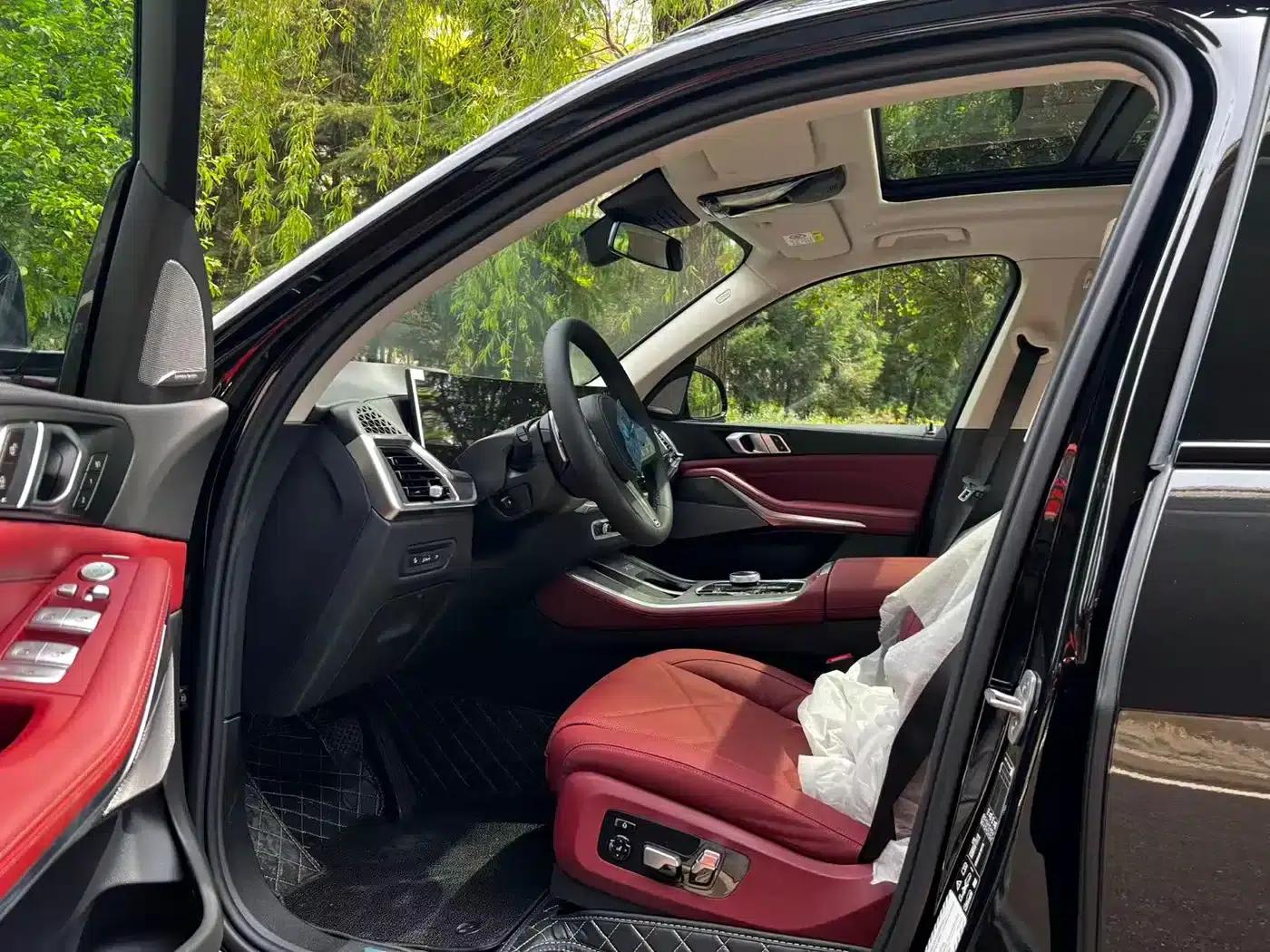 BMW X5 2026 xDrive 30Li M Sport Shadow Edition — миниатюра 4