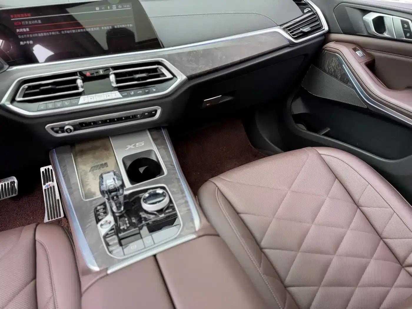 BMW X5 2022 xDrive 30Li Luxury M Sport Package — миниатюра 7