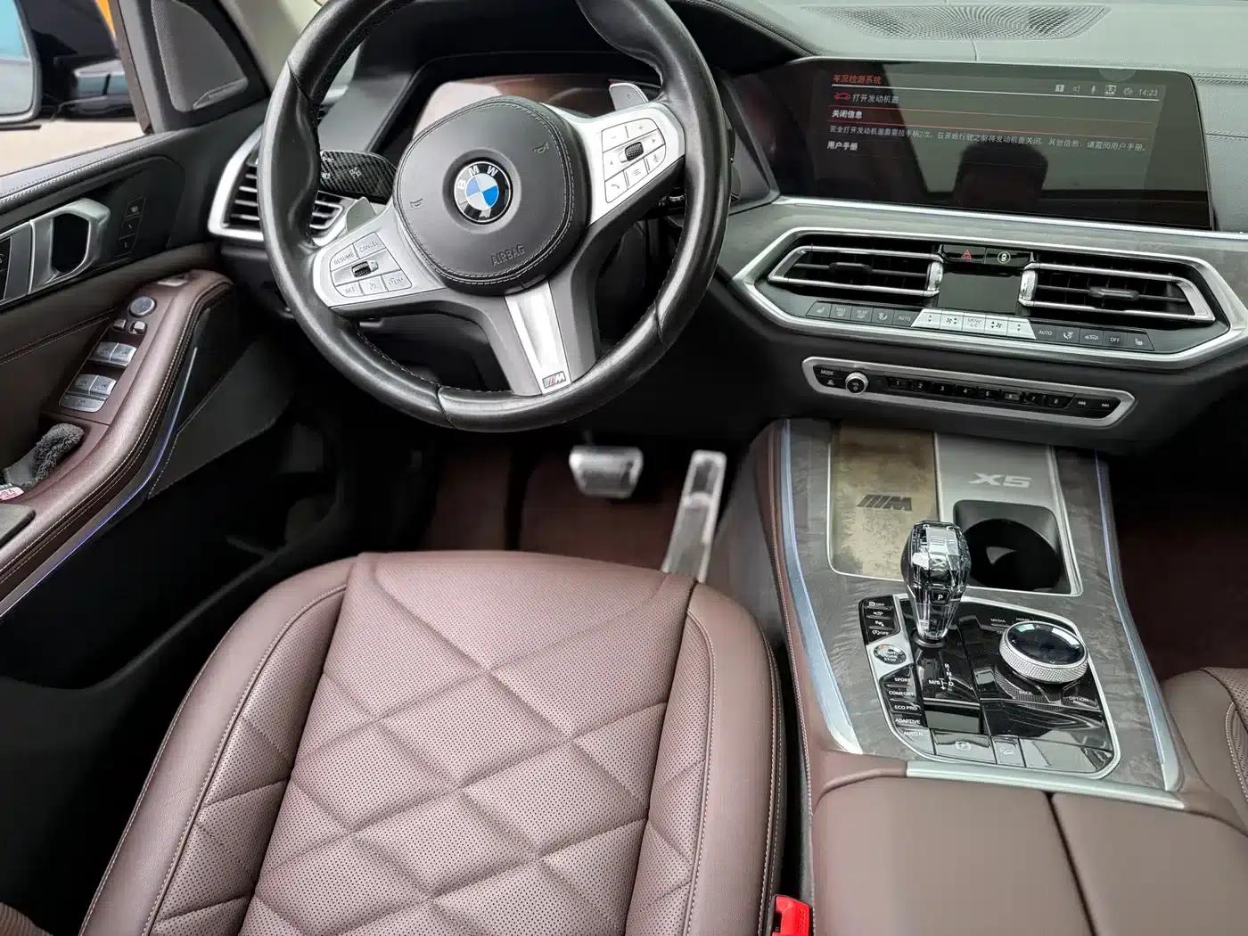 BMW X5 2022 xDrive 30Li Luxury M Sport Package — миниатюра 9