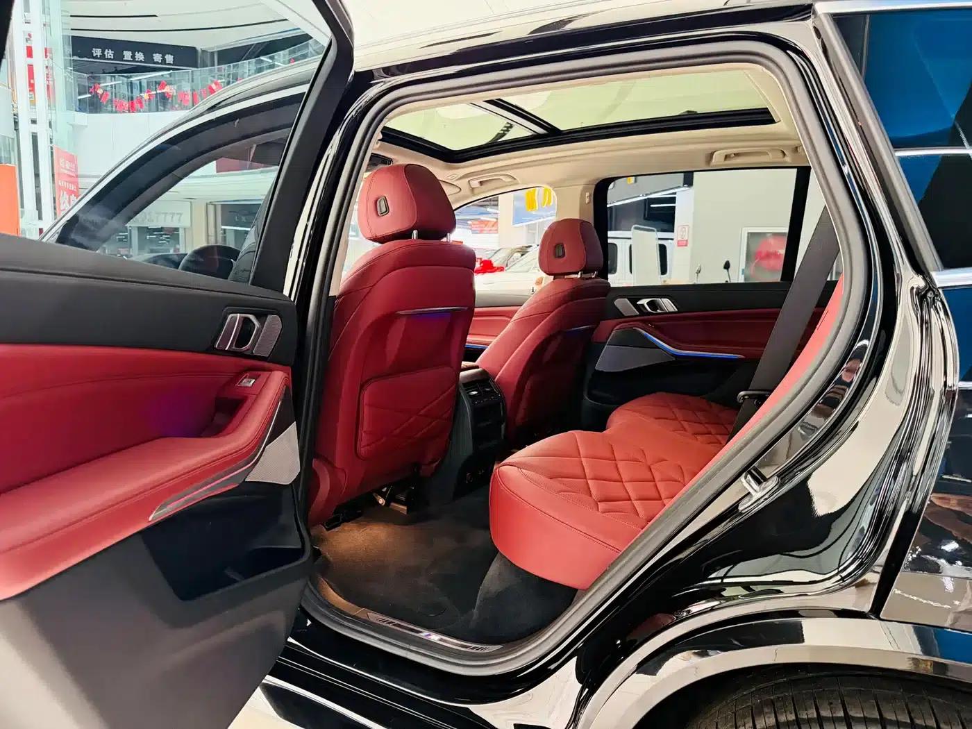 BMW X5 2022 xDrive 30Li Luxury M Sport Package — миниатюра 8
