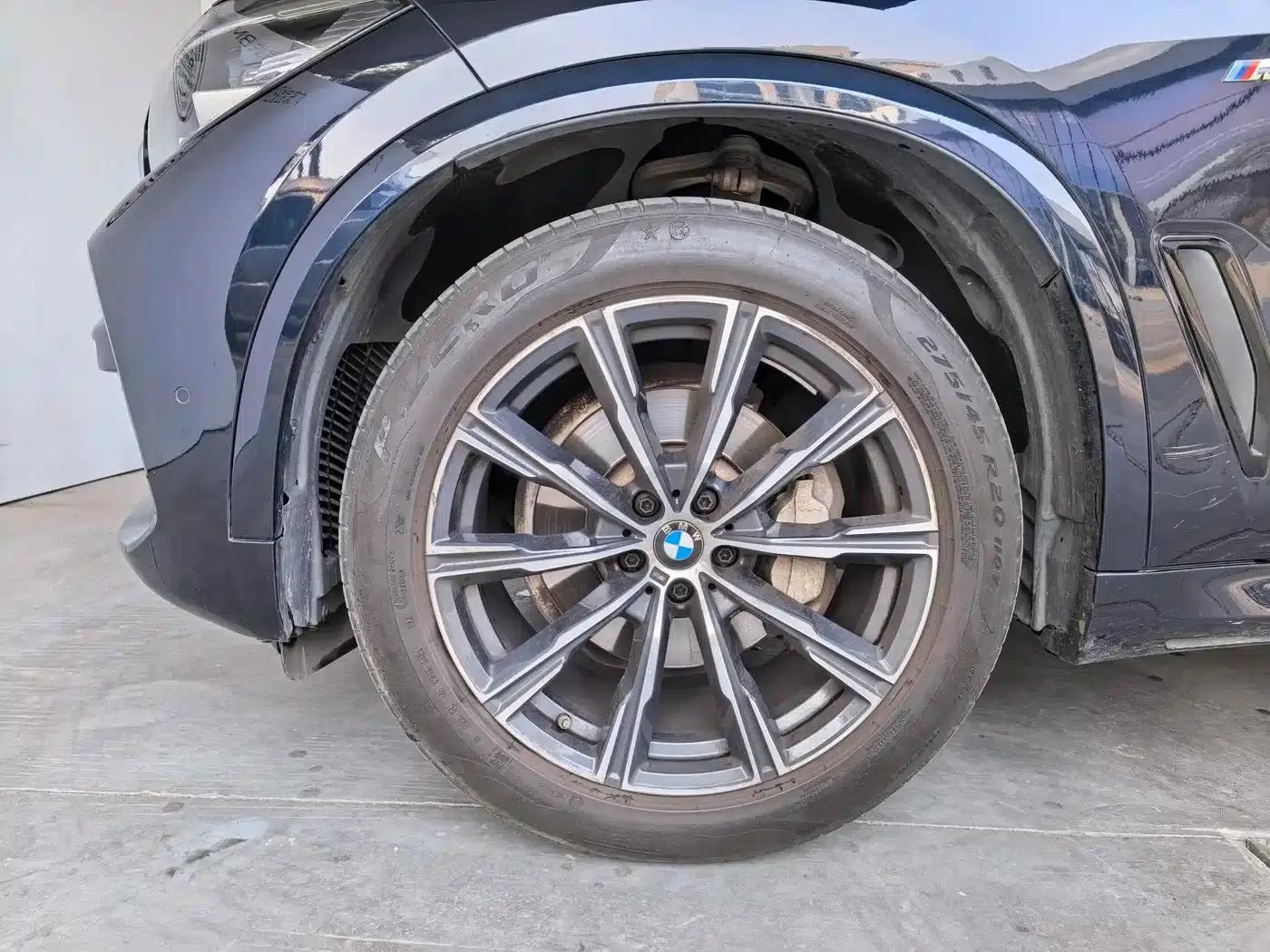 2021 BMW X5 xDrive30i M Sport Package (Imported) — миниатюра 3