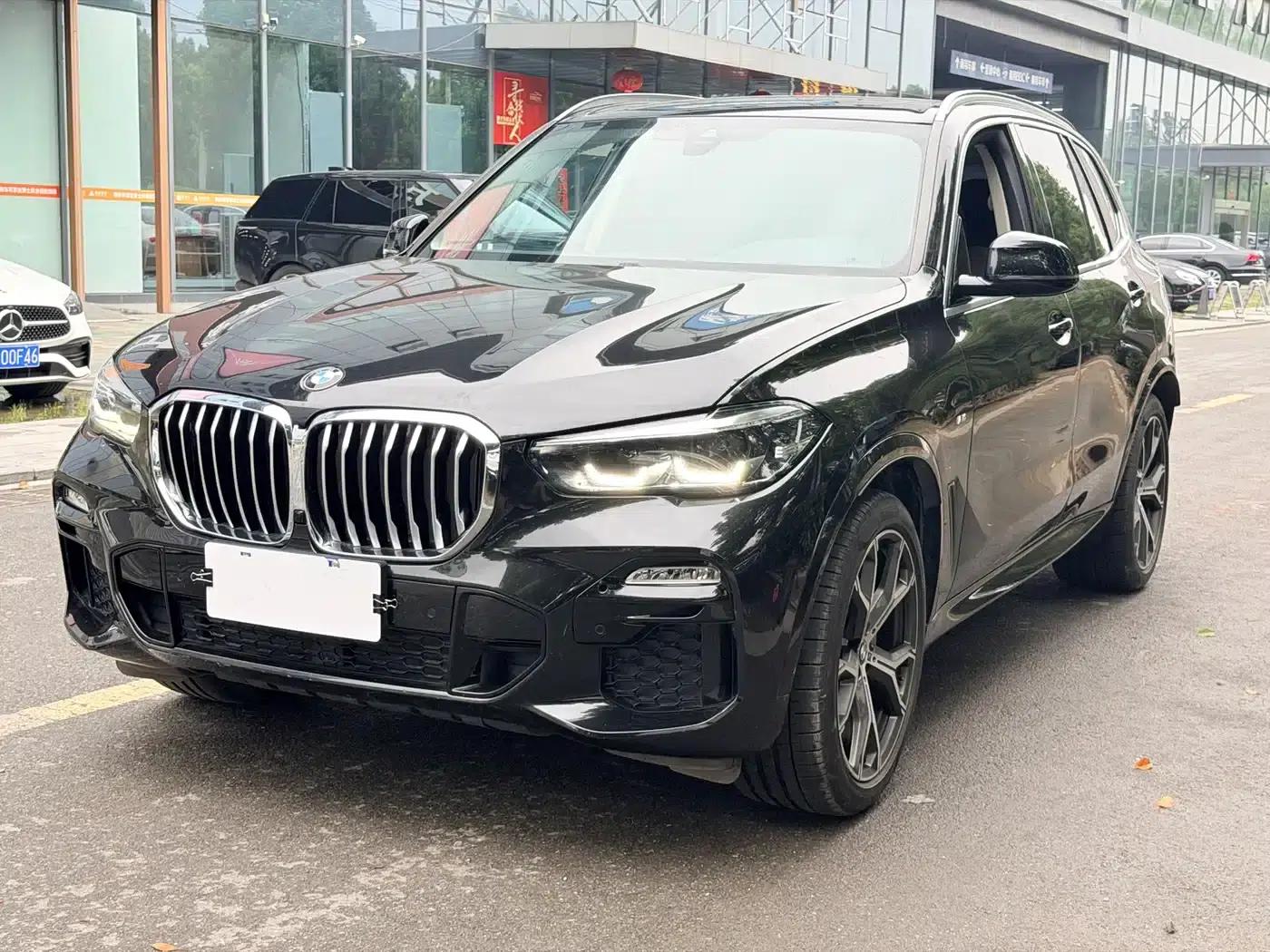 2021 BMW X5 xDrive30i M Sport Package (Imported) — миниатюра 1
