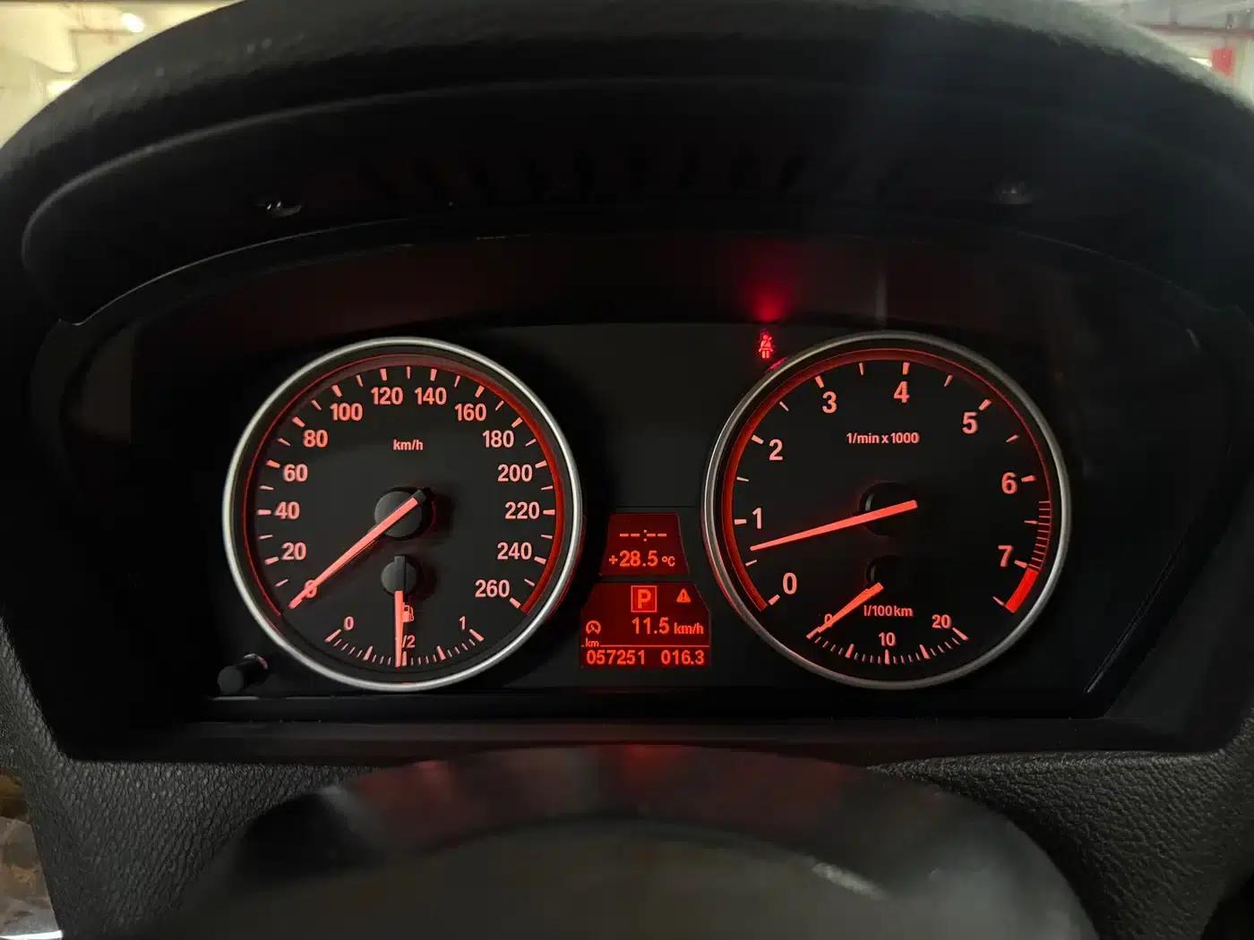 BMW X5 (Imported) 2011 xDrive35i Premium — миниатюра 19