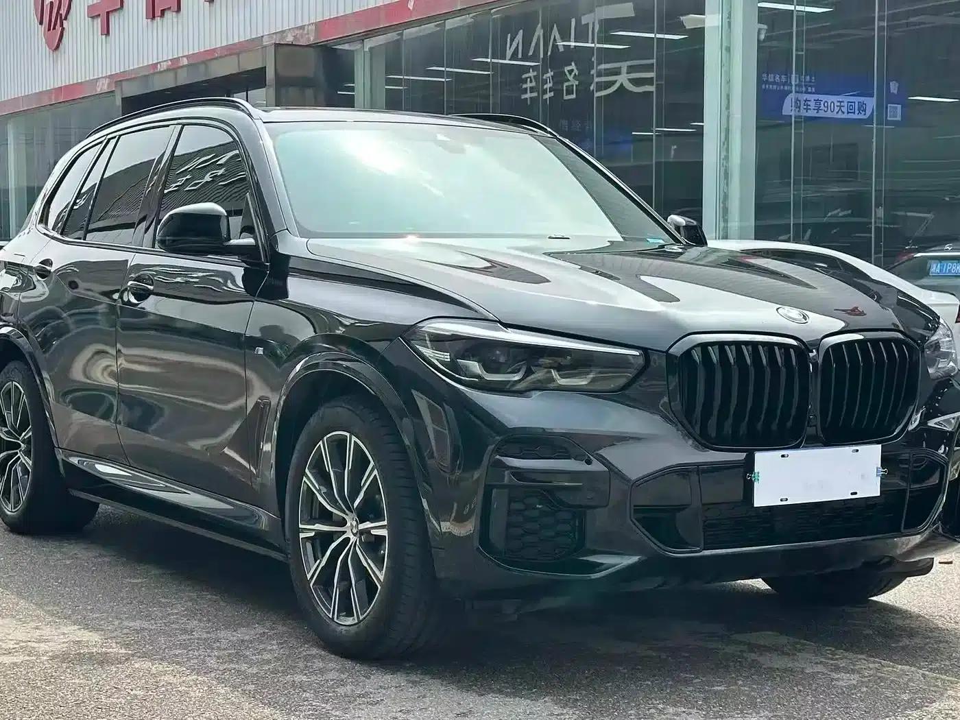 2022 BMW X5 xDrive30i M Sport Package (Imported) — миниатюра 3