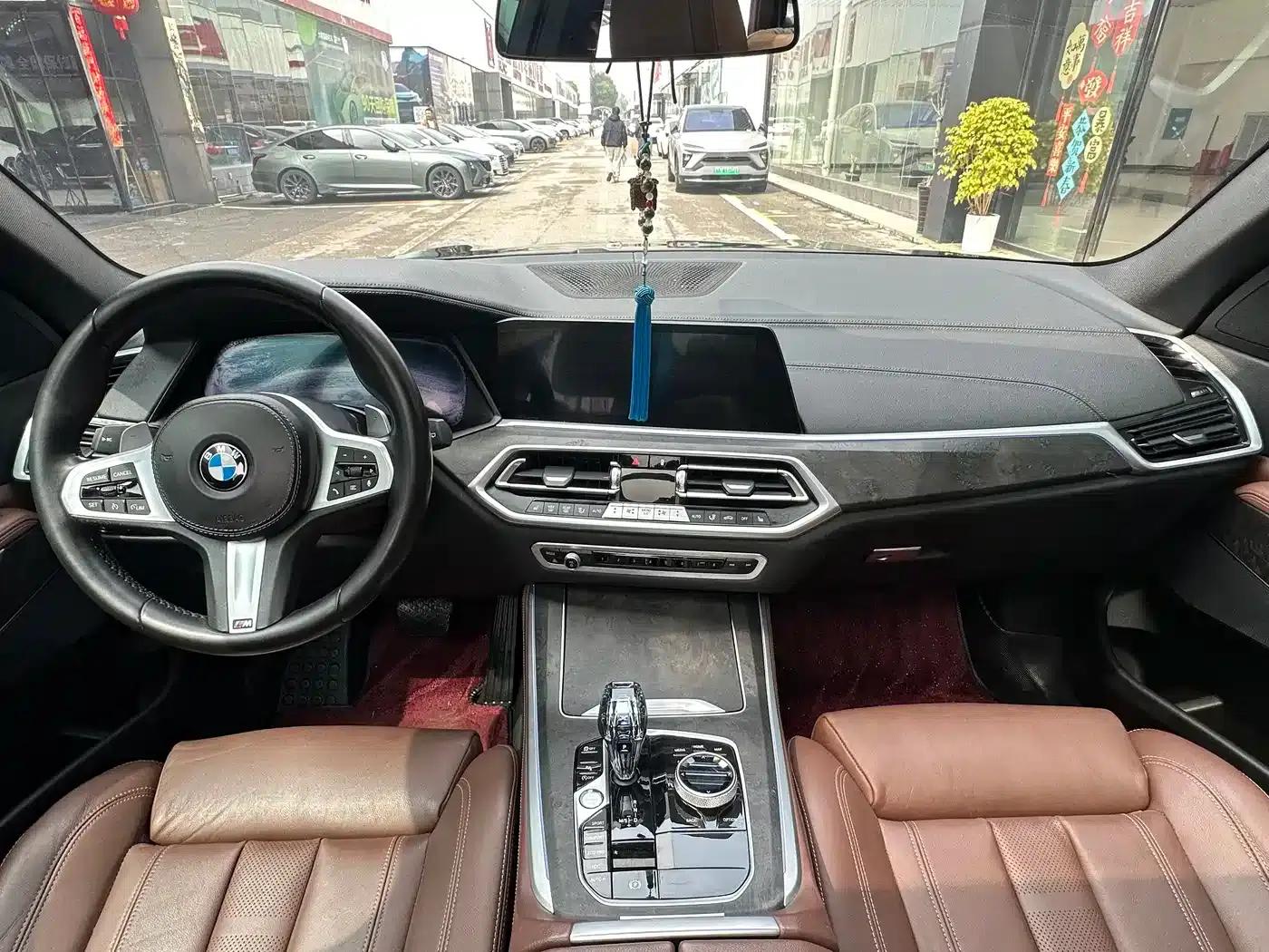 2022 BMW X5 xDrive30i M Sport Package (Imported) — миниатюра 4