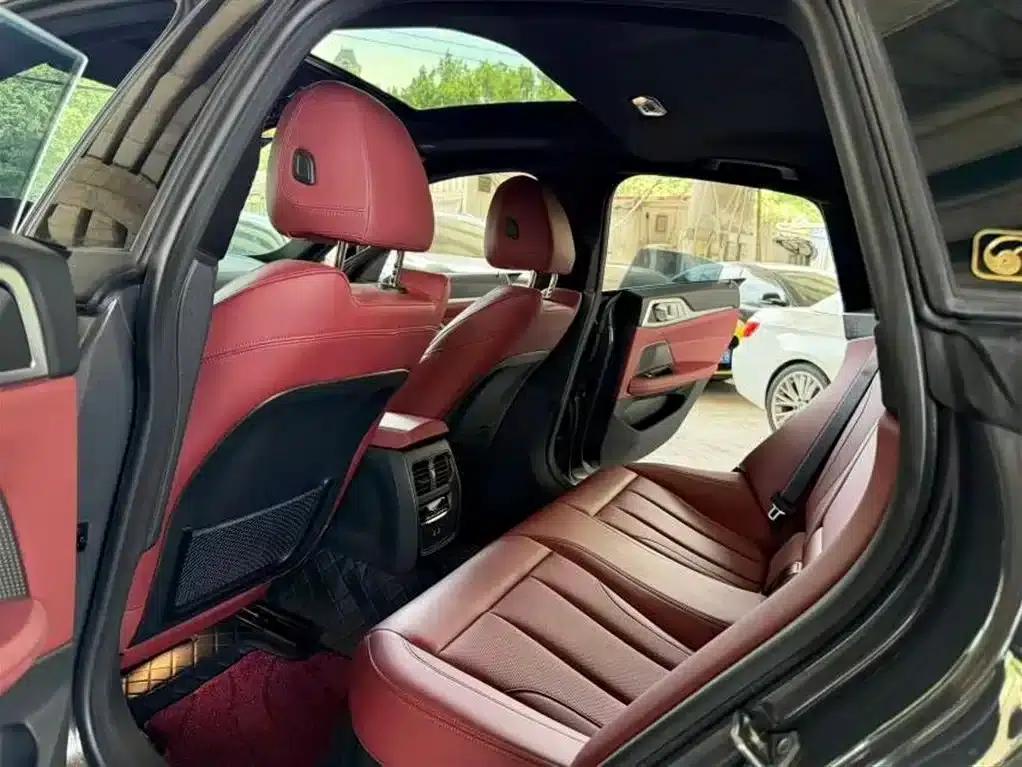 2022 BMW 4 Series 425i Gran Coupe M Sport Package — миниатюра 8