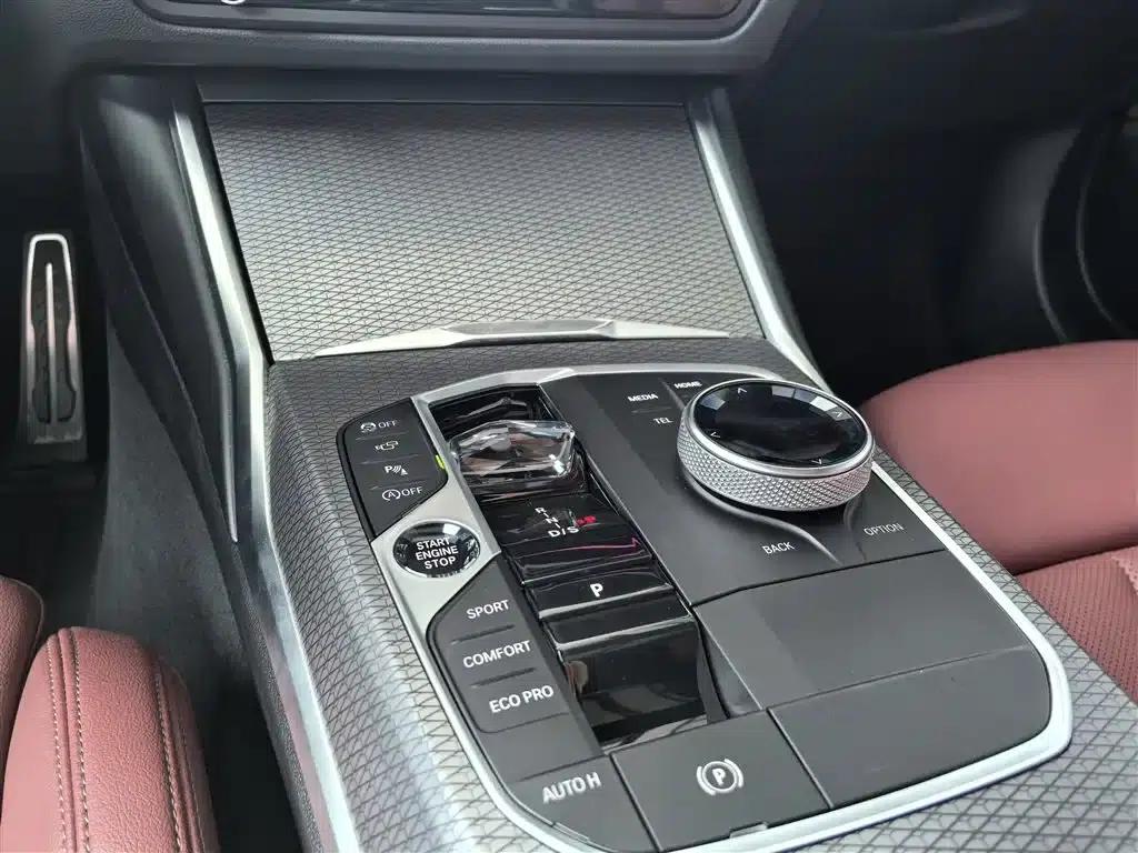 2024 BMW 4 Series 430i M Sport Shadow Edition — миниатюра 8