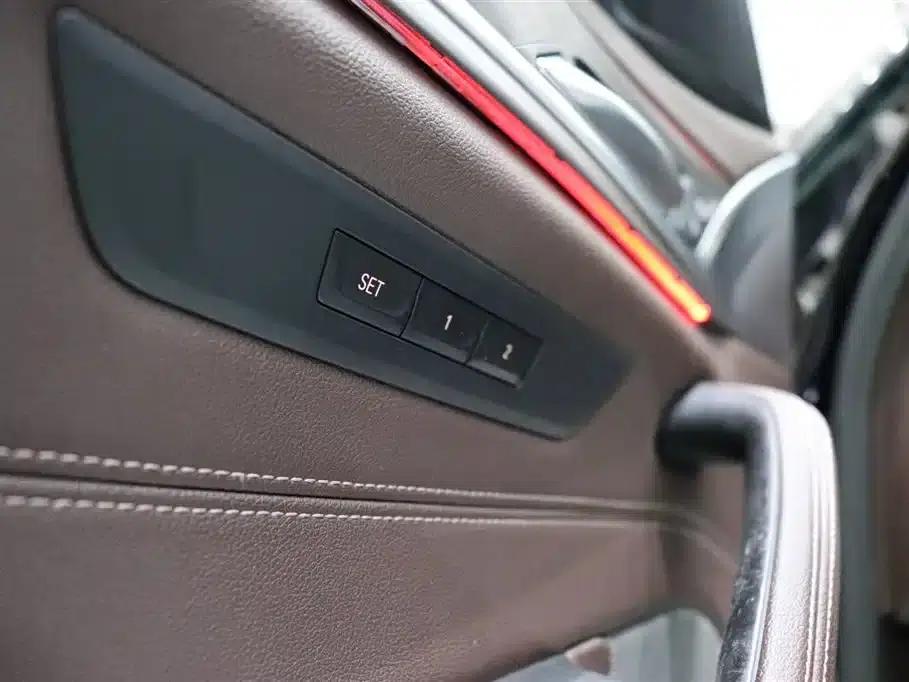 BMW 5 Series PHEV 2022 535Le Luxury Package — миниатюра 17