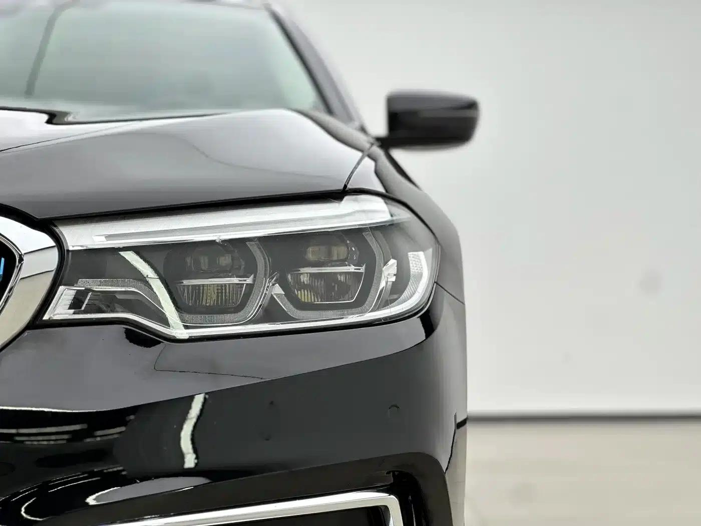 BMW 5 Series PHEV 2019 Facelift 530Le Luxury Package — миниатюра 12