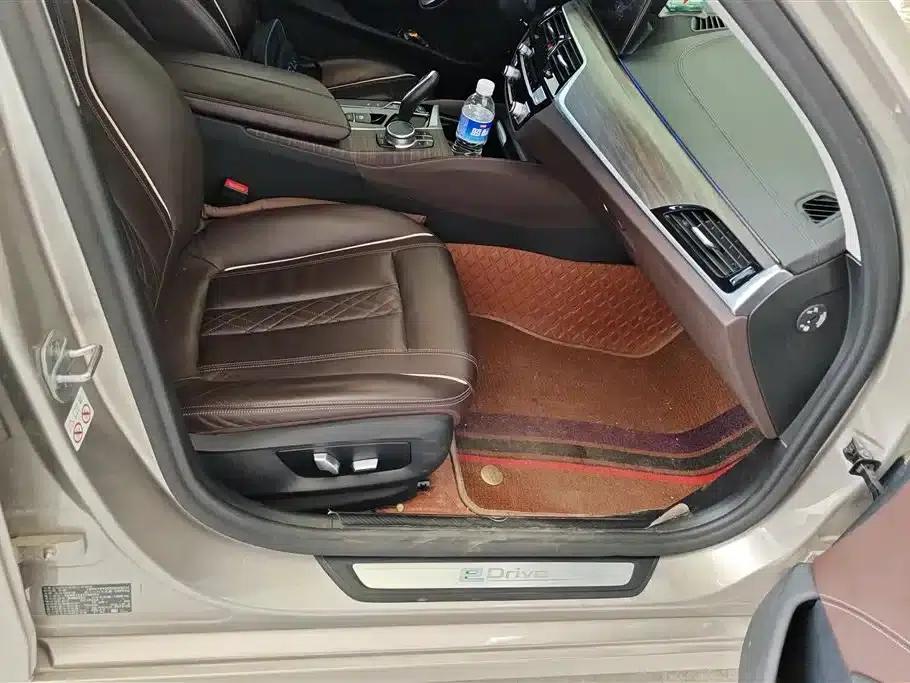 BMW 5 Series PHEV 2019 Facelift 530Le Luxury Package — миниатюра 8
