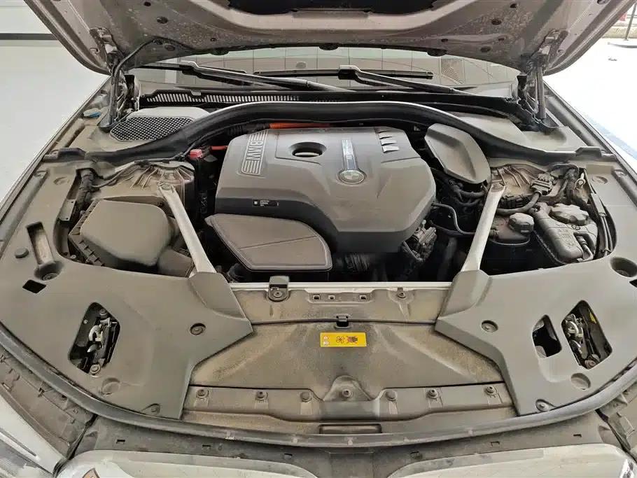 BMW 5 Series PHEV 2019 Facelift 530Le Luxury Package — миниатюра 10