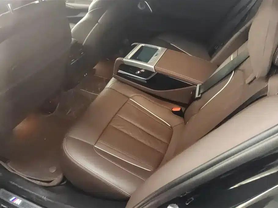 BMW 5 Series PHEV 2022 Facelift 535Le Pioneer Edition M Sport Package — миниатюра 11