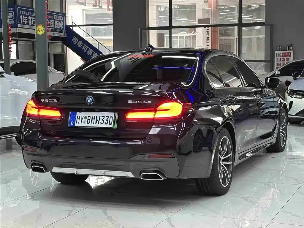 BMW 5 Series PHEV 2022 Facelift 535Le M Sport Package — миниатюра 6