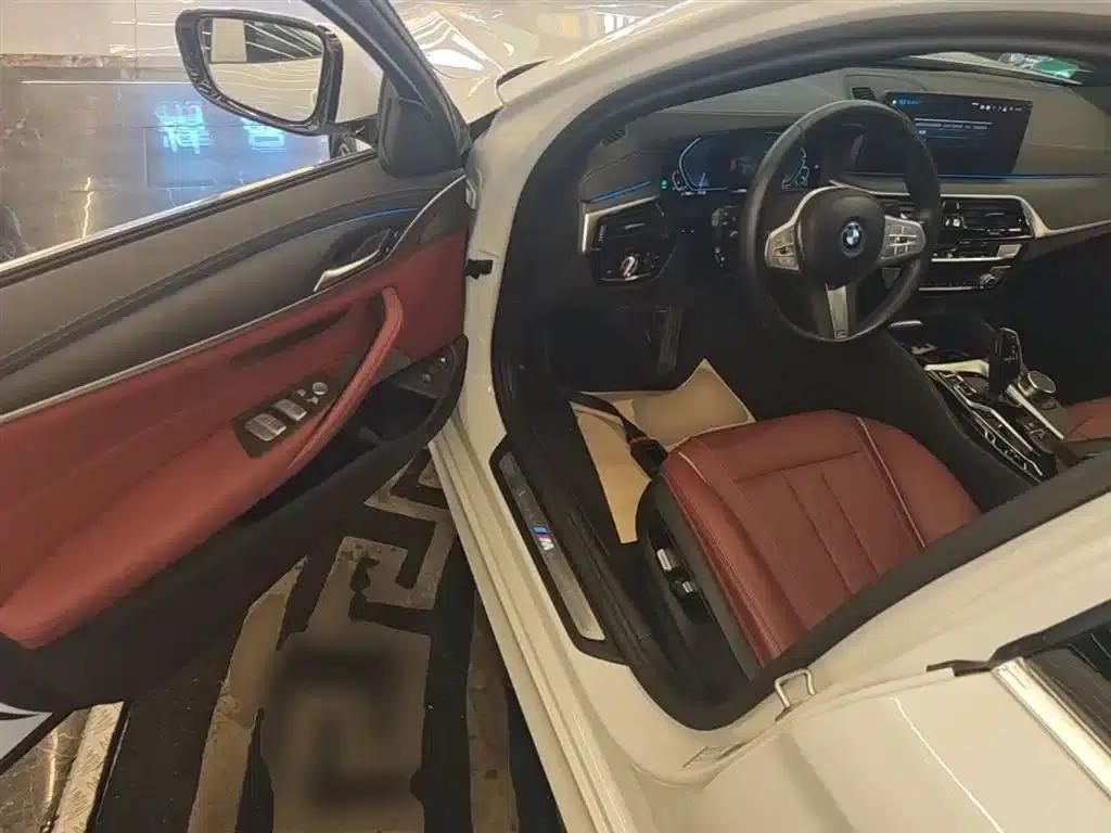 BMW 5 Series PHEV 2022 Facelift 535Le M Sport Package — миниатюра 16