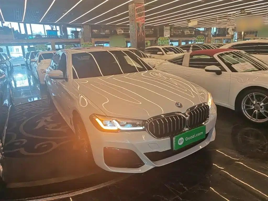 BMW 5 Series PHEV 2022 Facelift 535Le M Sport Package — миниатюра 4