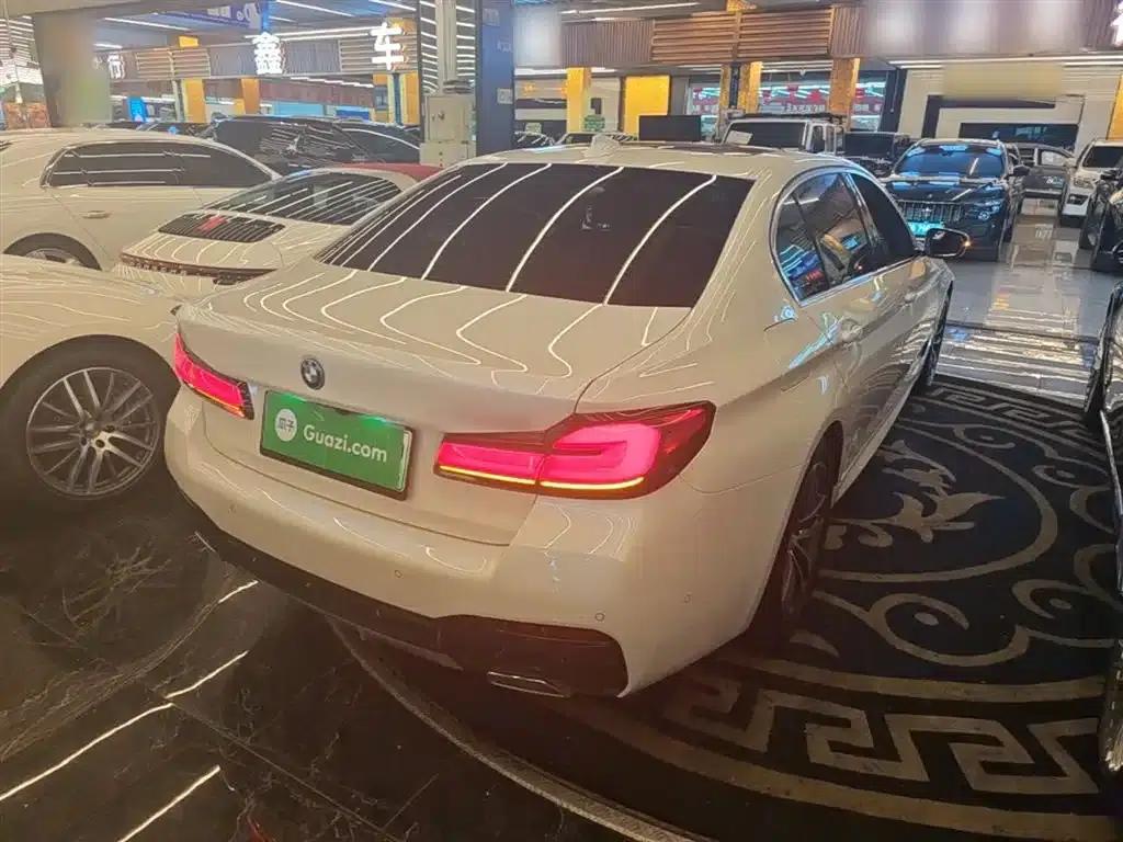 BMW 5 Series PHEV 2022 Facelift 535Le M Sport Package — миниатюра 7