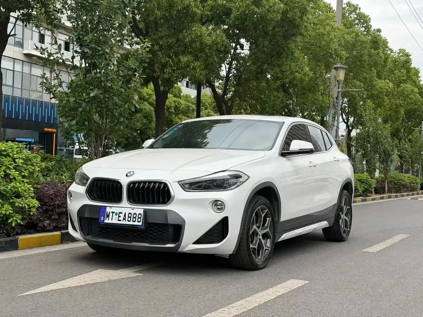 2019 BMW X2 Imported sDrive20i M Sport Package (China VI Emission Standard) — миниатюра 1
