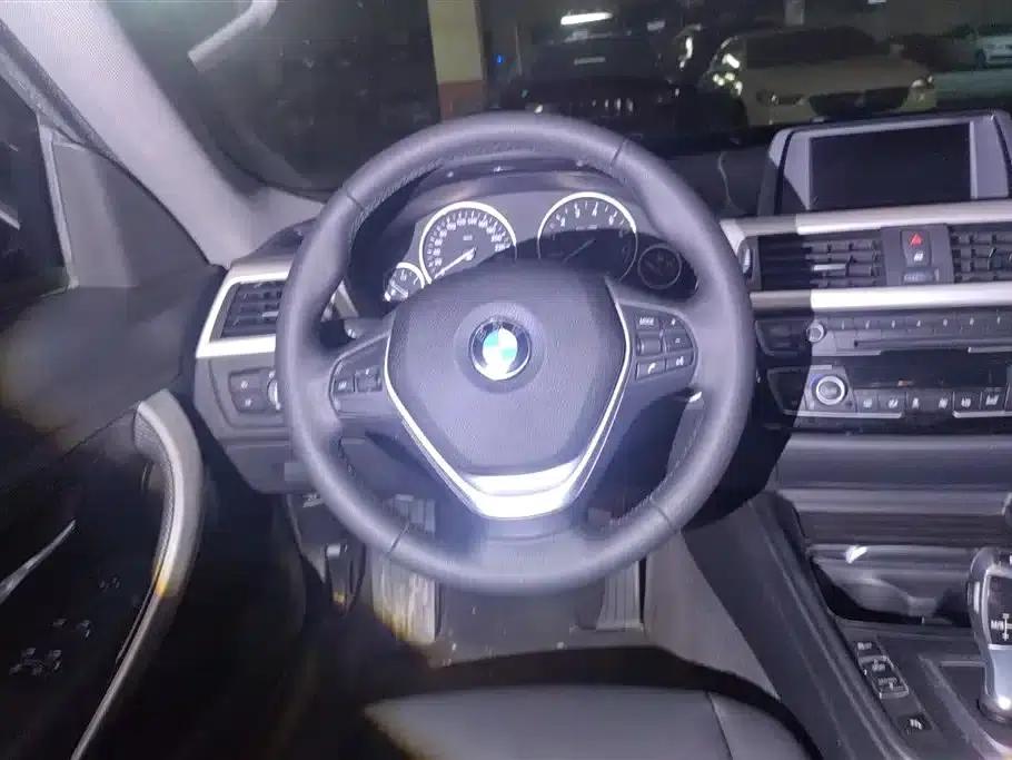BMW 3 Series GT 2017 320i Fashion Edition — миниатюра 15