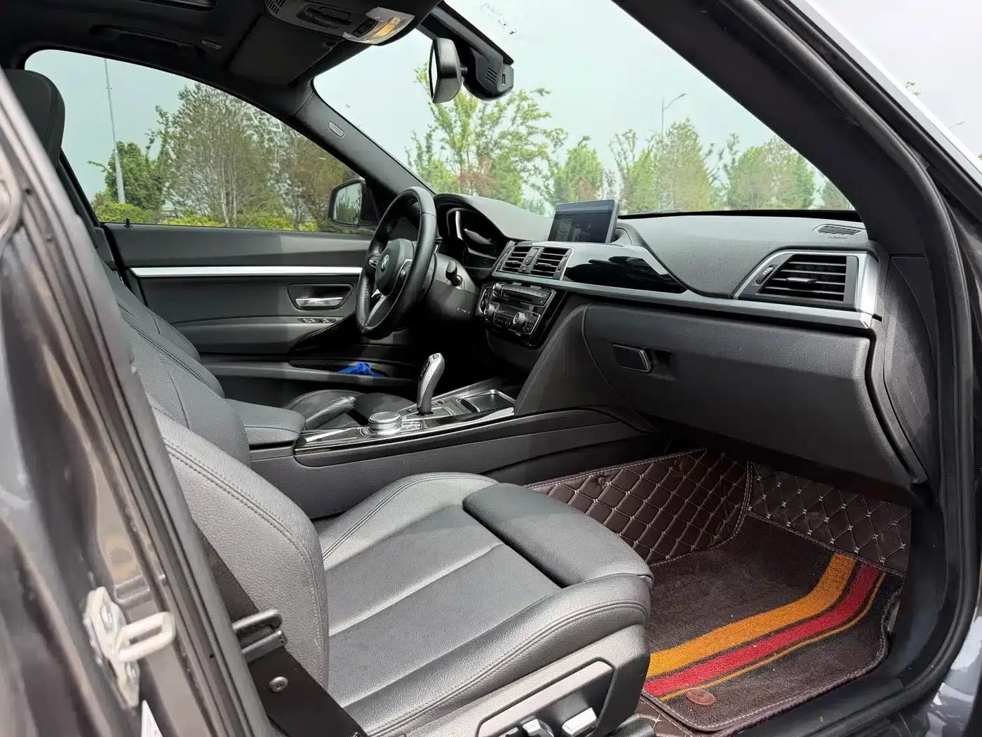 2020 BMW 3 Series GT 320i M Sport Package — миниатюра 20