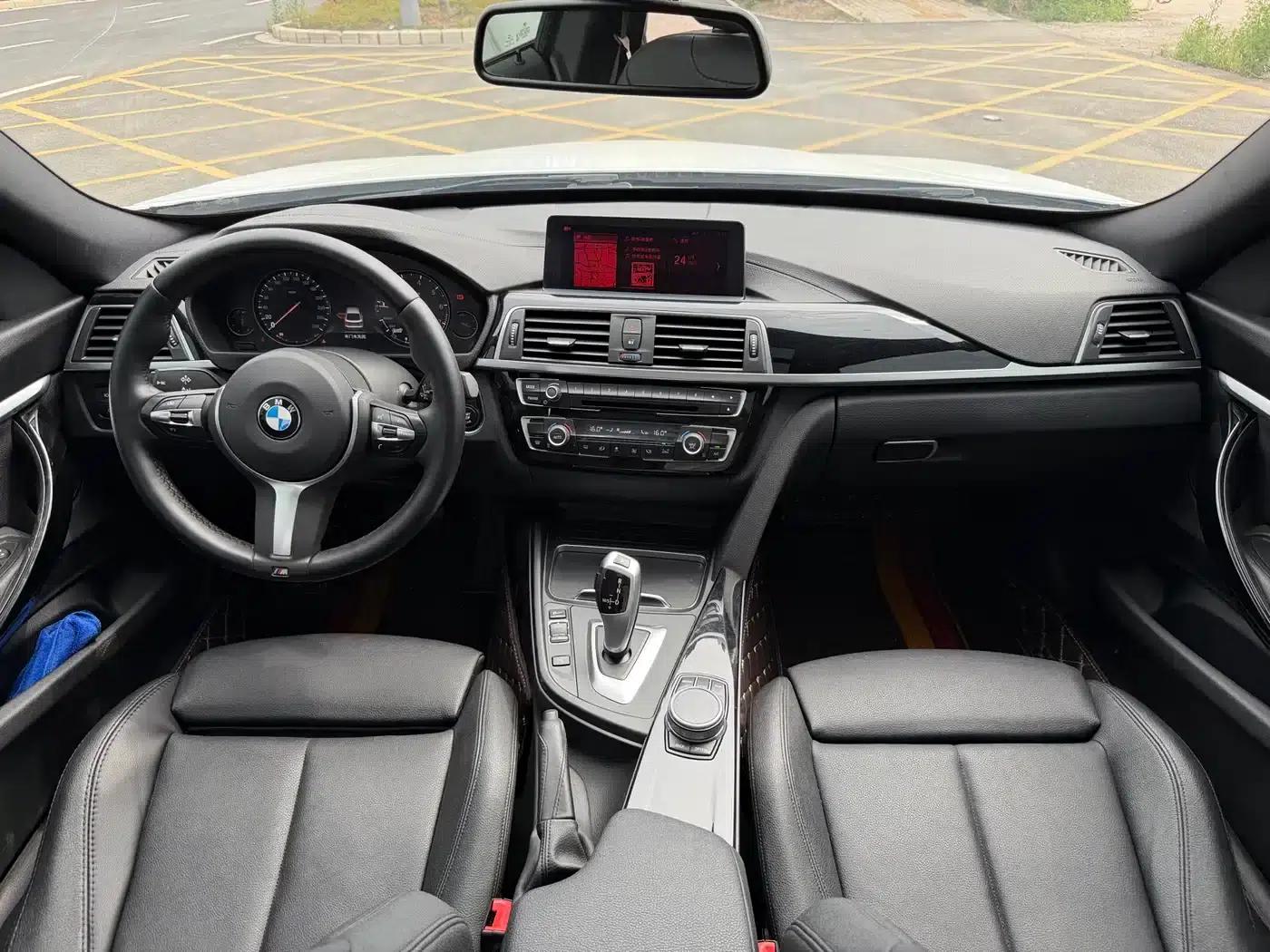 2020 BMW 3 Series GT 320i M Sport Package — миниатюра 5