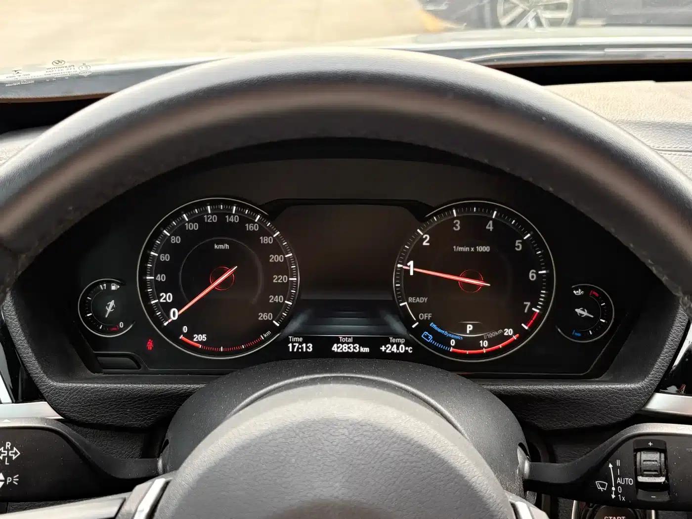 2020 BMW 3 Series GT 320i M Sport Package — миниатюра 7
