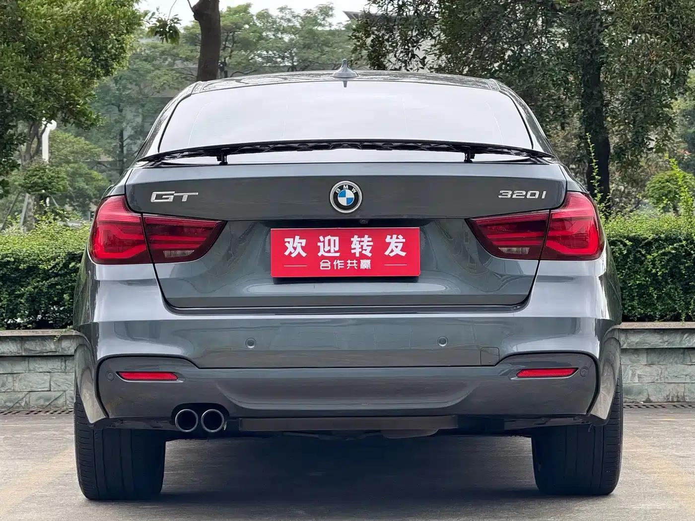 2019 BMW 3 Series GT 320i M Sport Shadow Edition — миниатюра 5