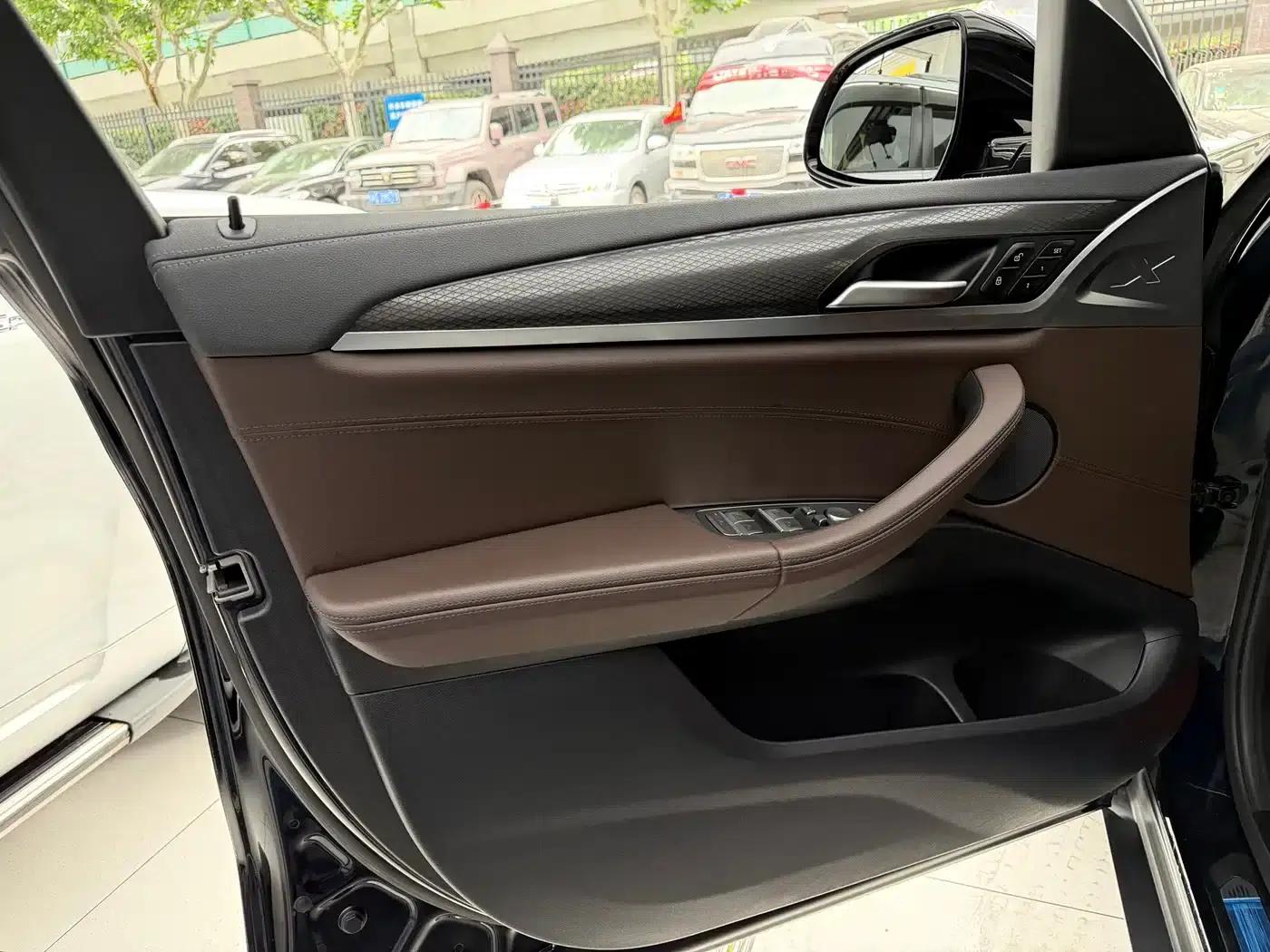 2020 BMW X4 xDrive25i M Sport Package — миниатюра 14