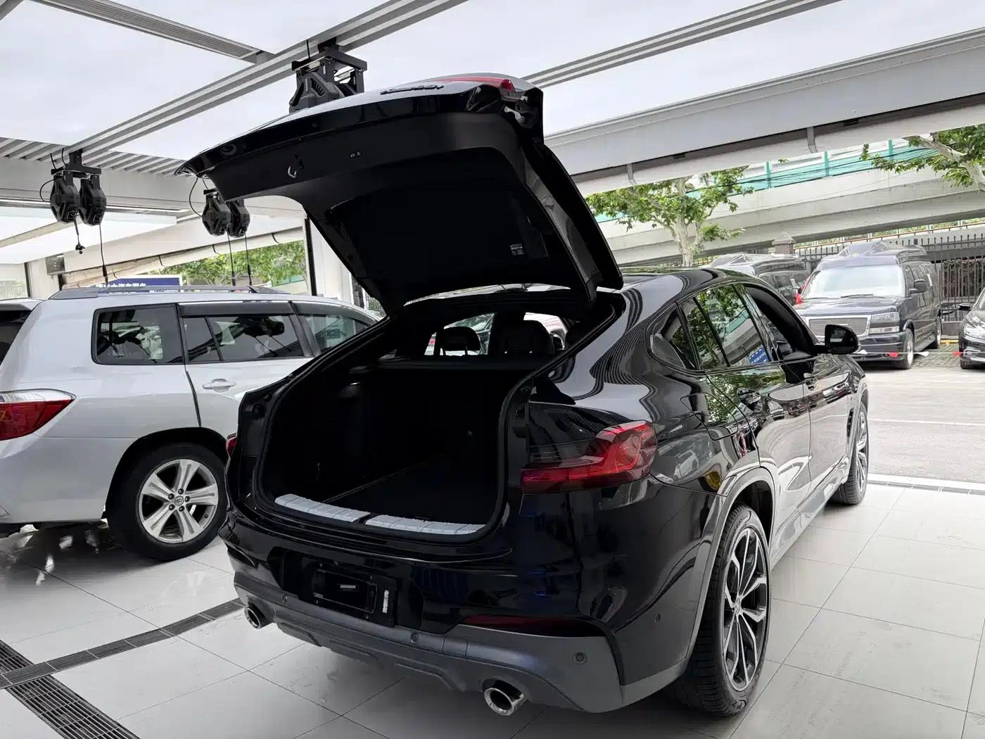 2020 BMW X4 xDrive25i M Sport Package — миниатюра 5