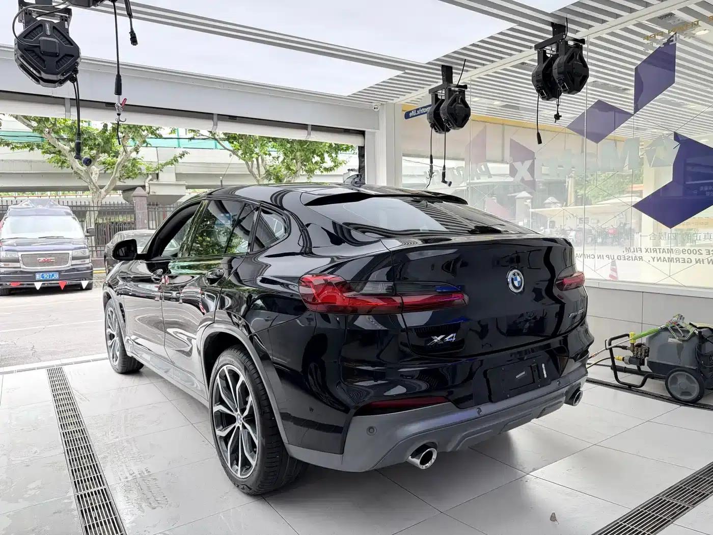 2020 BMW X4 xDrive25i M Sport Package — миниатюра 6