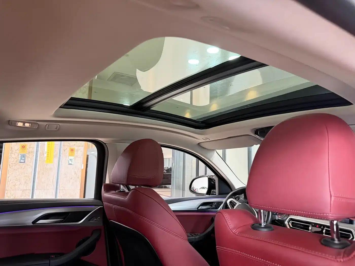 2022 BMW X4 xDrive 30i M Sport Package — миниатюра 17