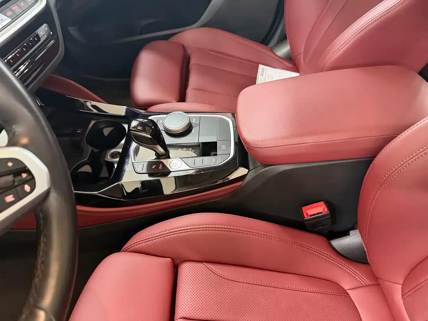 2022 BMW X4 xDrive 30i M Sport Package — миниатюра 6