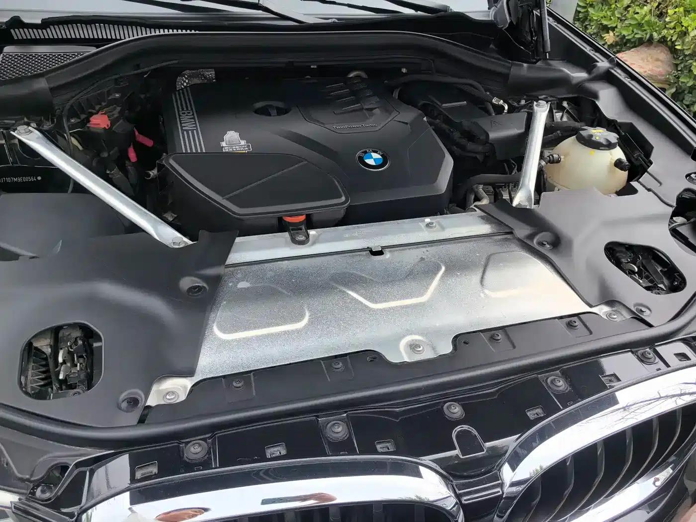 2021 BMW X4 xDrive 25i M Sport Package — миниатюра 15