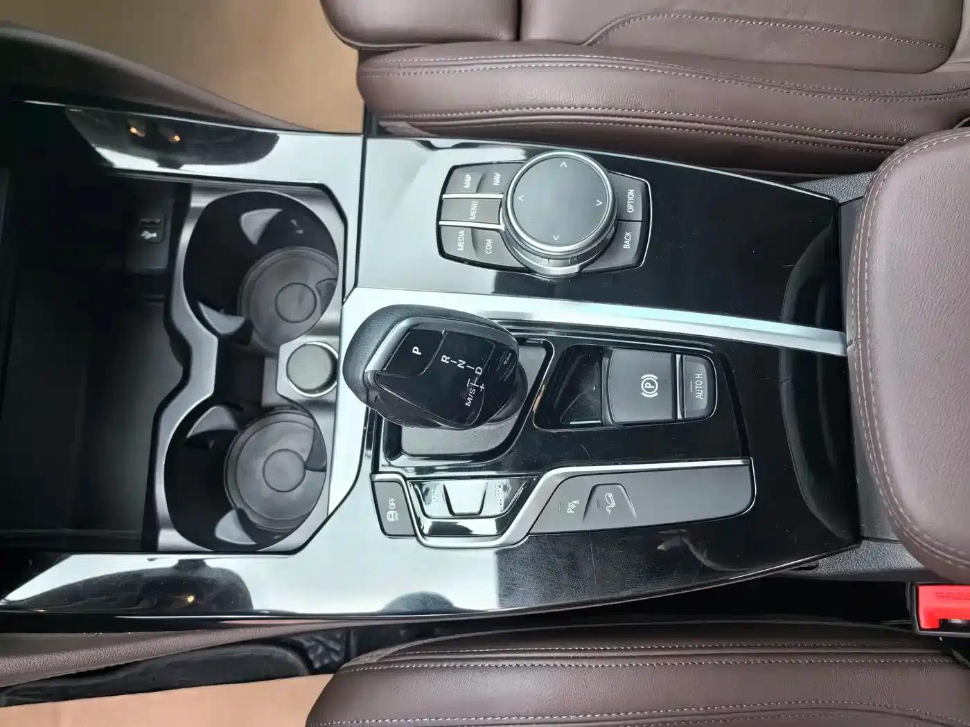 2021 BMW X4 xDrive 25i M Sport Package — миниатюра 9