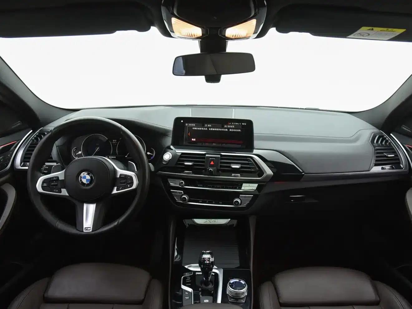 2019 BMW X4 xDrive25i M Sport Package — миниатюра 5