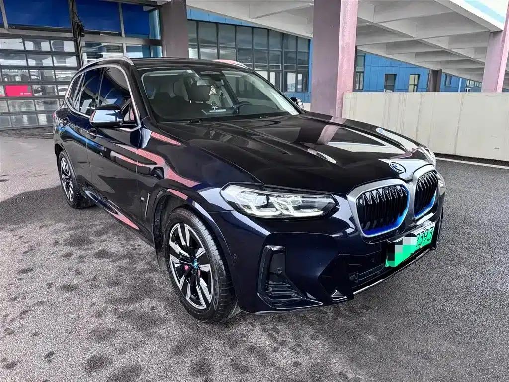 BMW iX3 2022 Leading Edition — миниатюра 3