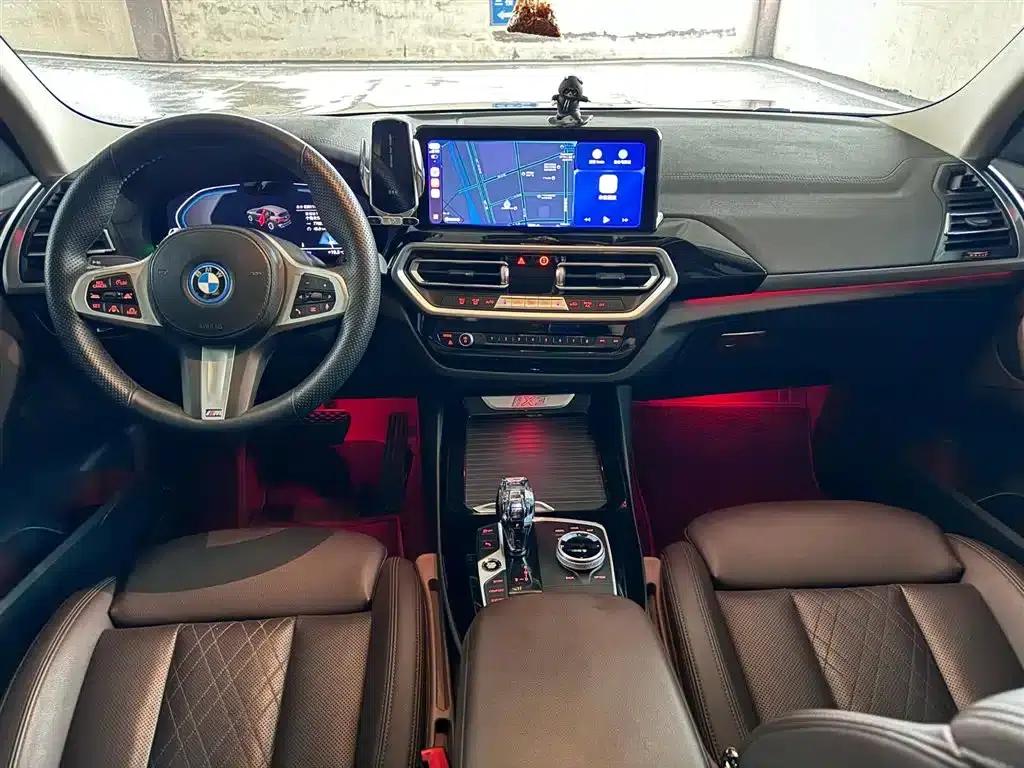 BMW iX3 2022 Leading Edition — миниатюра 5