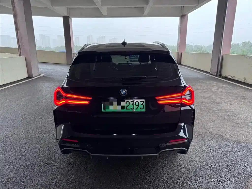 BMW iX3 2022 Leading Edition — миниатюра 8