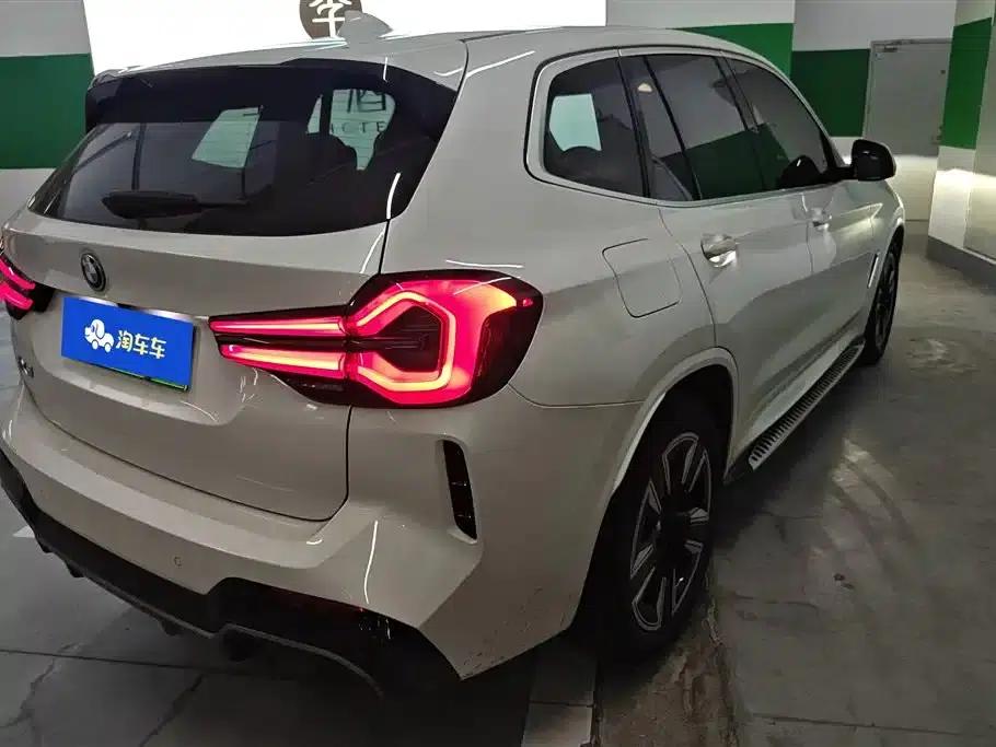 BMW iX3 2024 Leading Edition — миниатюра 3