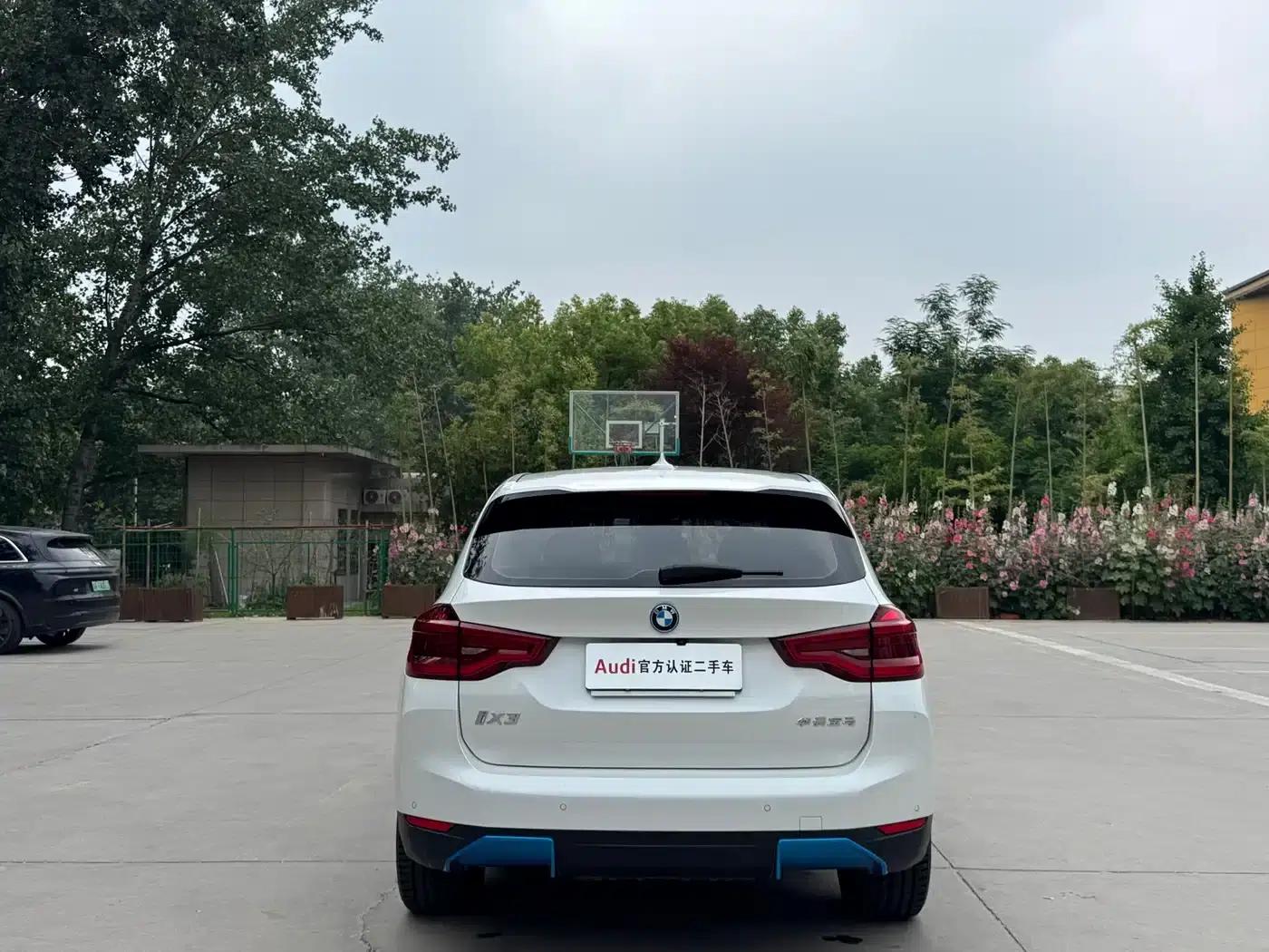 BMW iX3 2021 Leading Edition — миниатюра 5