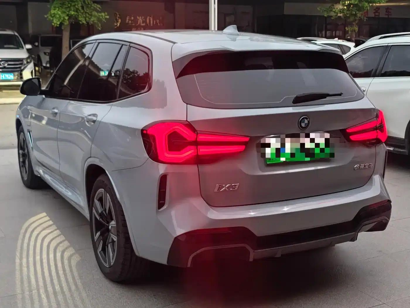 BMW iX3 2023 Leading Edition — миниатюра 6