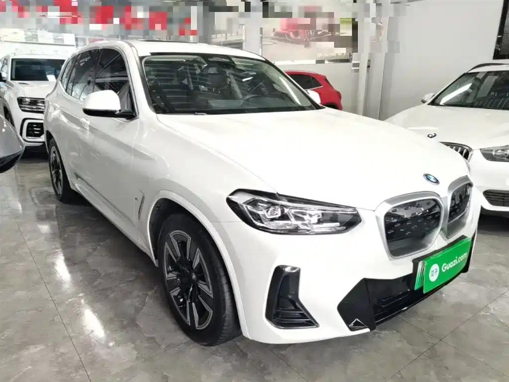 BMW iX3 2022 Facelift Leading Edition — миниатюра 4