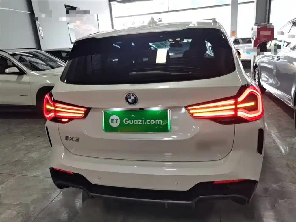 BMW iX3 2022 Facelift Leading Edition — миниатюра 6