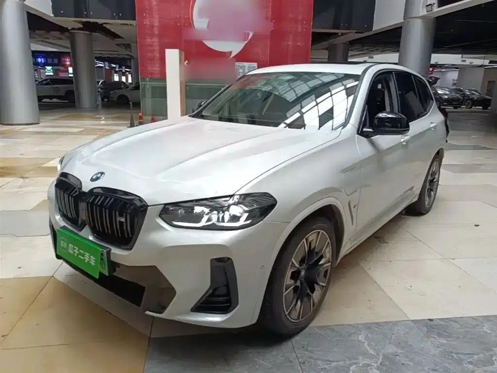 BMW iX3 2022 Facelift - Pioneer Edition — миниатюра 1