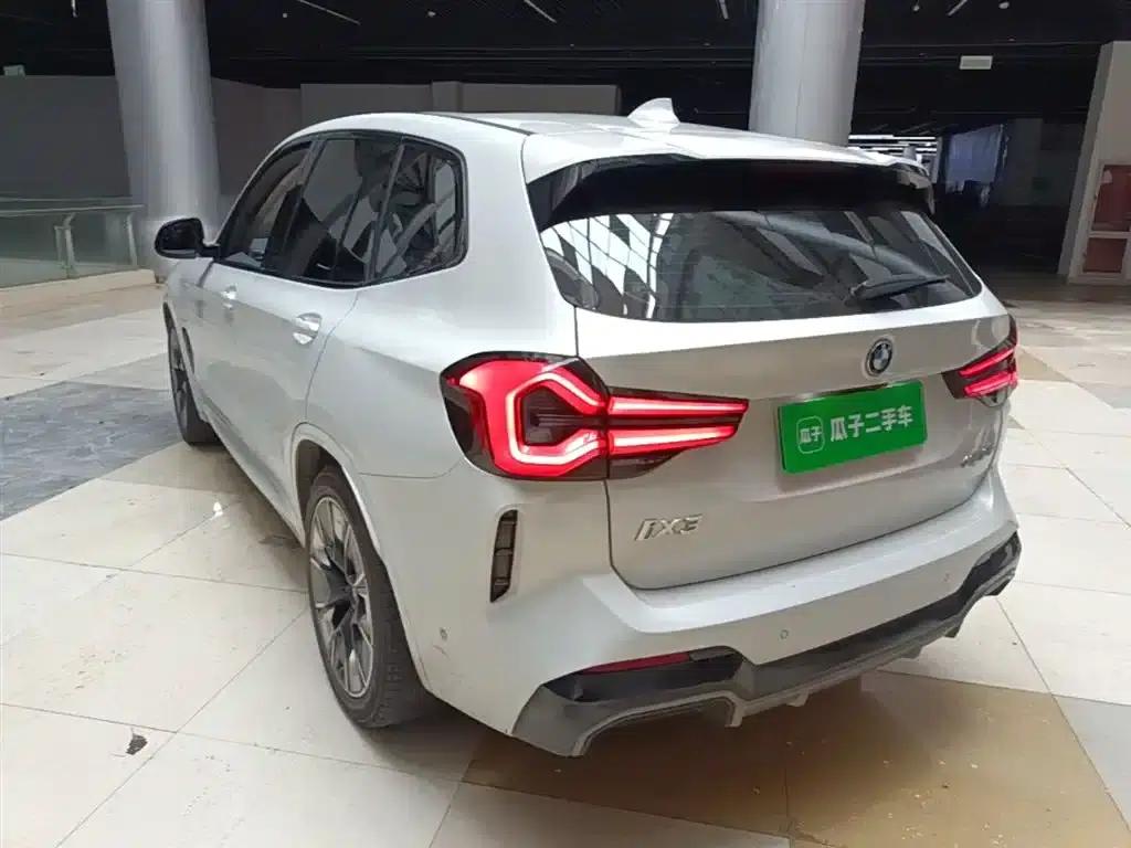 BMW iX3 2022 Facelift - Pioneer Edition — миниатюра 5